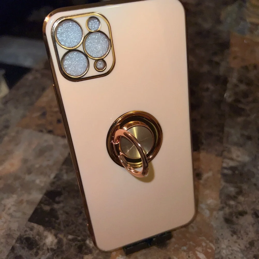 11 pro max heart pendent case
